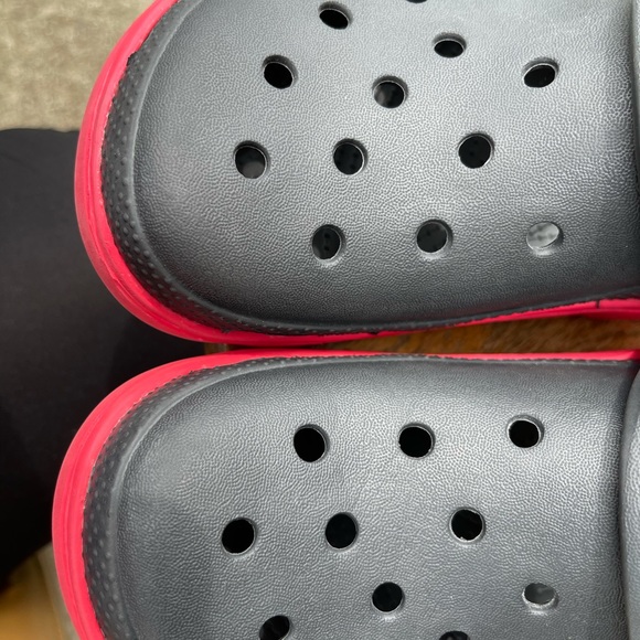 Crocs - Picture 2 of 6